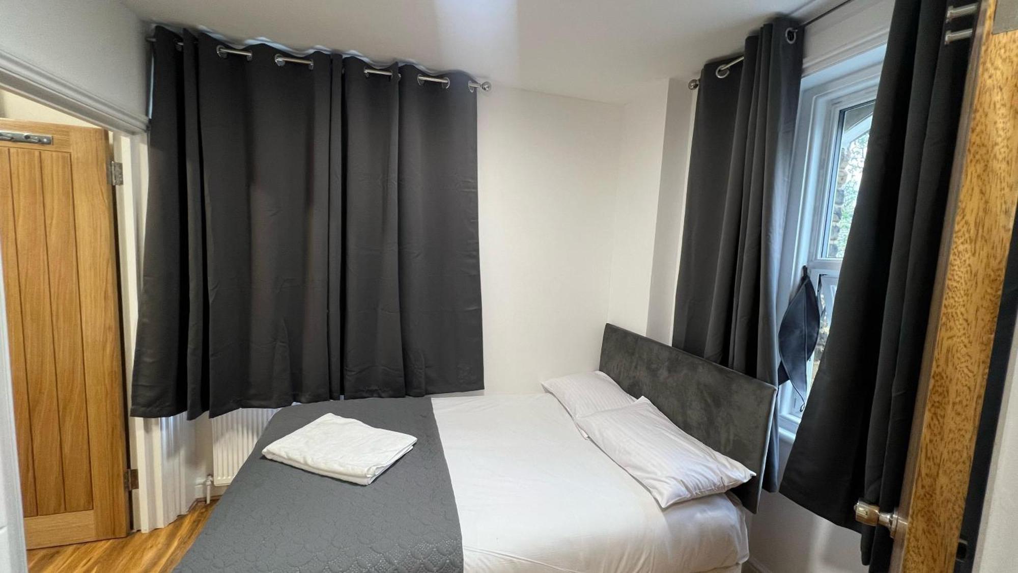 World Hotel لندن المظهر الخارجي الصورة