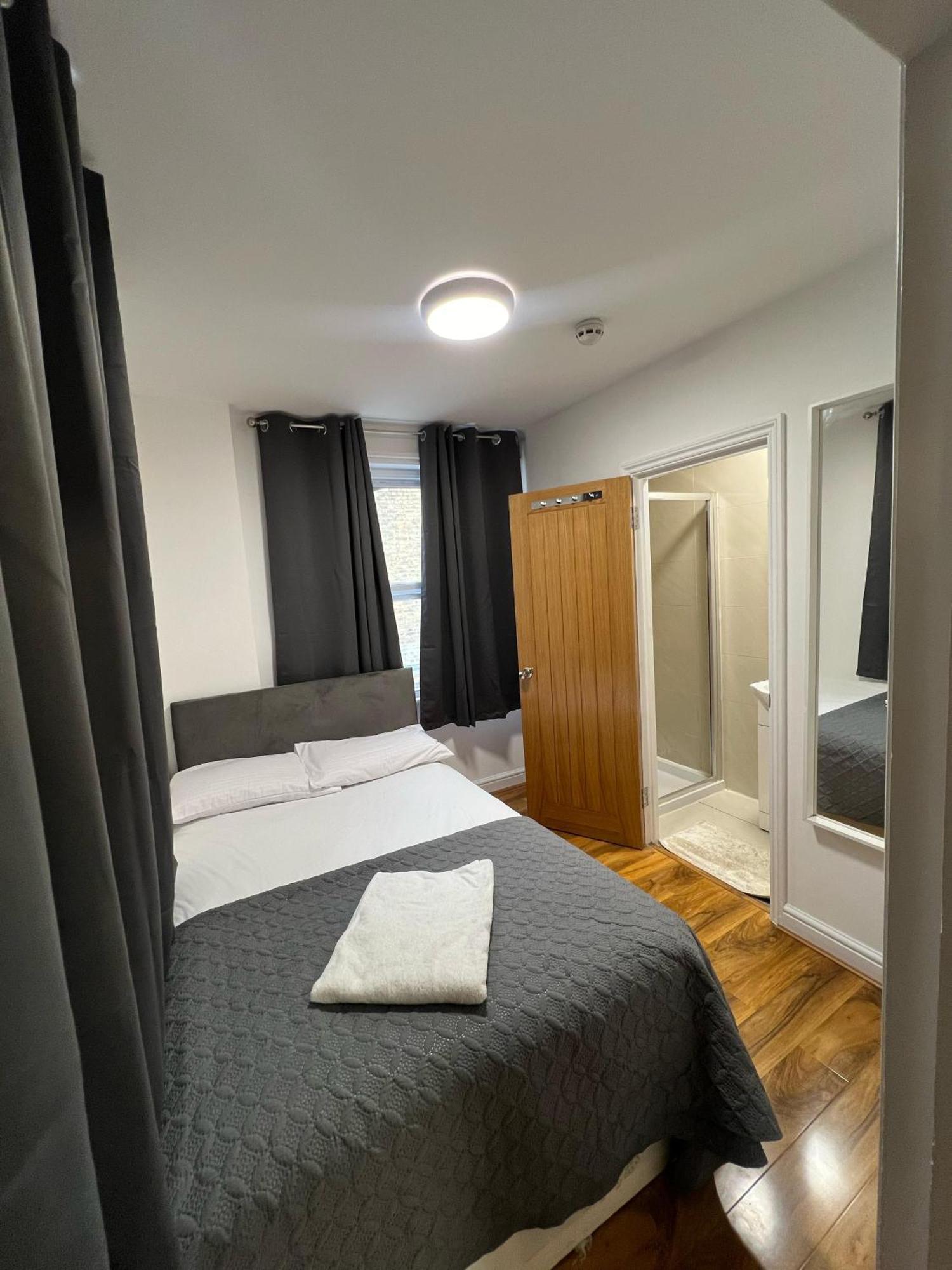 World Hotel لندن المظهر الخارجي الصورة