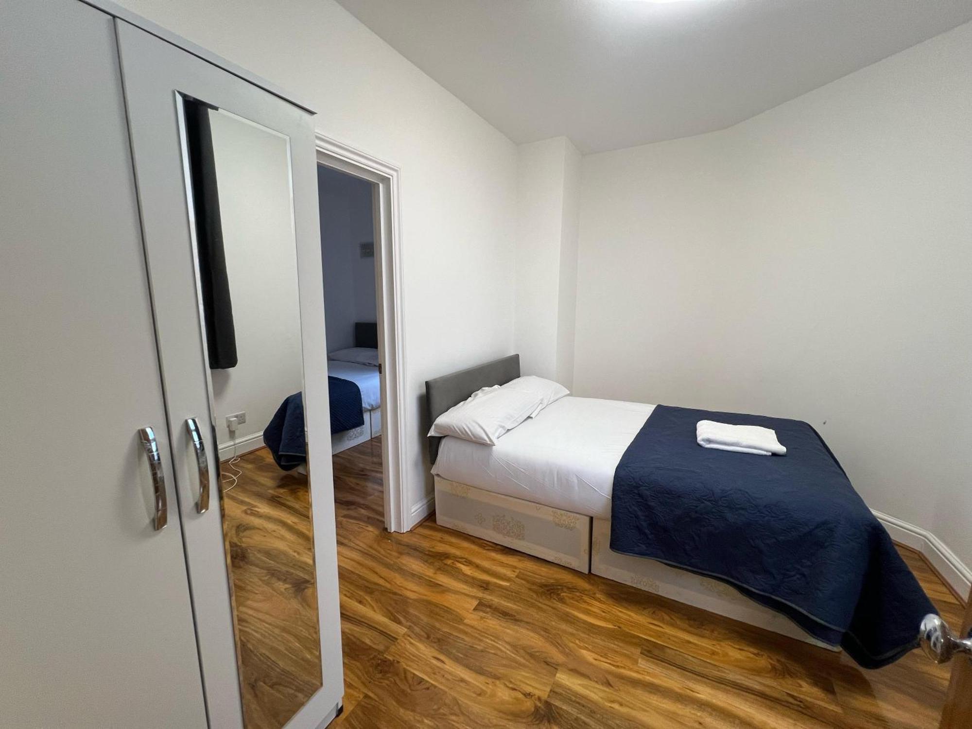 World Hotel لندن المظهر الخارجي الصورة