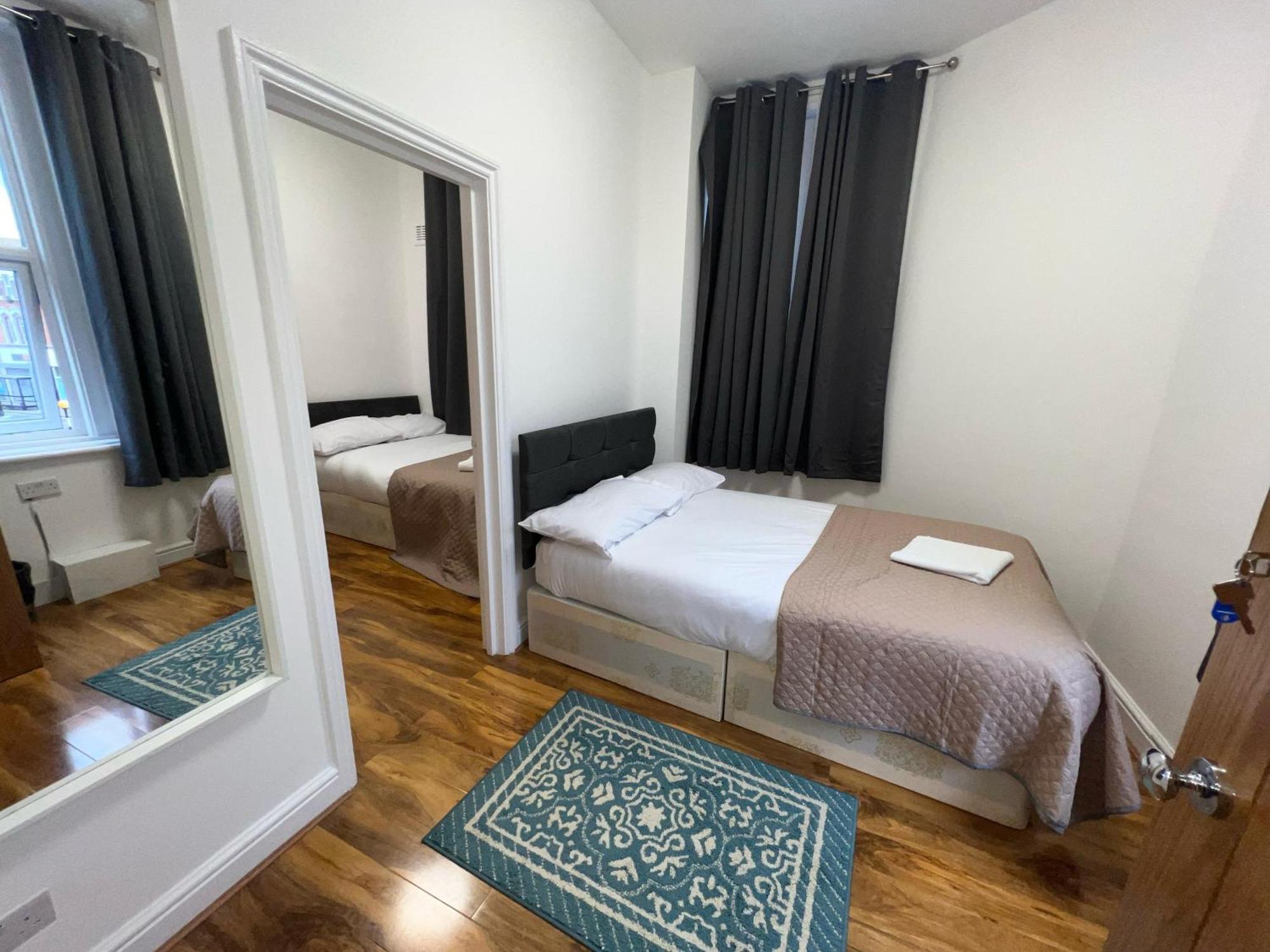 World Hotel لندن المظهر الخارجي الصورة